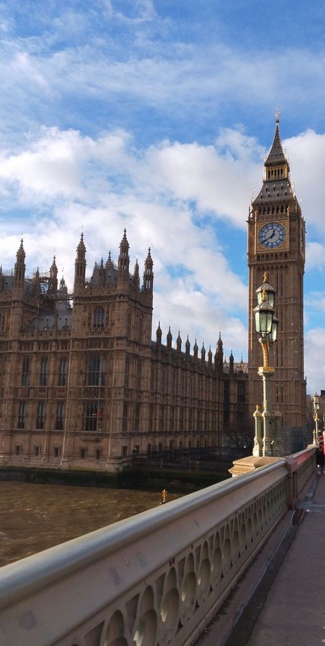 London big ben sunny sky City Of London Photography, City Of London Aesthetic, England Aesthetic Wallpaper, London Vibes Aesthetic, United Kingdom Aesthetic, Big Ben Aesthetic, London Aesthetic Wallpaper, Big City Aesthetic, London England Aesthetic