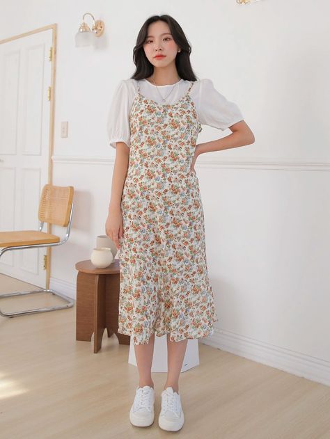 DAZY Puff Sleeve Top & Ditsy Floral Ruffle Hem Cami Dress | SHEIN USA Floral Dress Layering, Pinafore Dress Women, Cami Dress With Cardigan, Floral Western Dresses, Tshirt With Dress Outfit, Korean Dress Outfit Casual, Shein Outfits Dresses, Short Floral Dress Outfit, Cute Shein Dresses