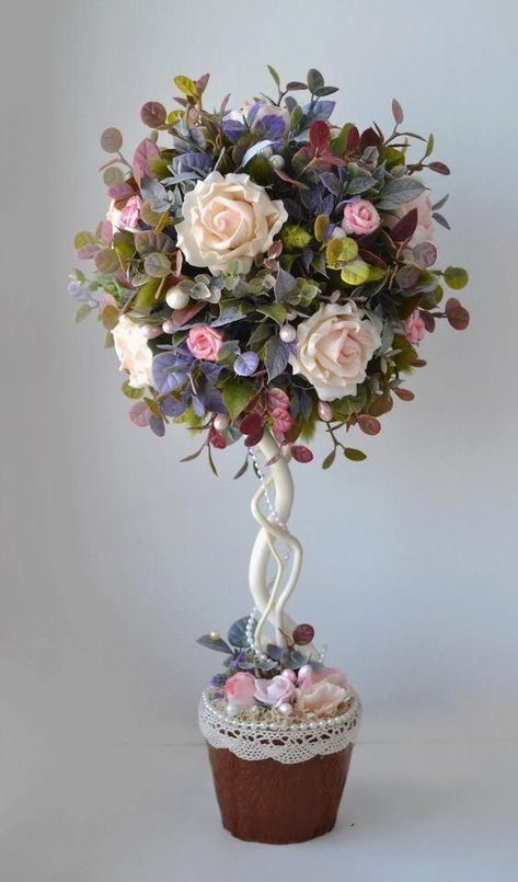 Topiary Decorating Ideas, Flower Topiary, Floral Topiaries, Topiary Centerpieces, Topiary Diy, Topiary Trees, Flower Arrangements Diy, Topiaries, Floral Craft