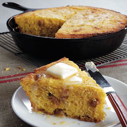 This classic cracklin' cornbread is a traditional Southern cornbread and calls for just six ingredients. Cracklin Cornbread, Savory Cornbread Recipe, Savory Cornbread, Cornbread Recipes, Delicious Cornbread, Southern Living Recipes, Dressing Recipes Cornbread, Skillet Cornbread, Southern Cornbread