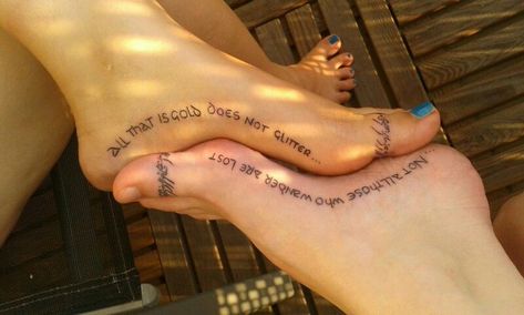 Toe Ring Tattoos, Simple Small Tattoos, Personalized Tattoos, Tattoos Neck, Tattoo Sonne, Tattoos Fonts, Partner Tattoos, Tattoos Back, Tattoo Son