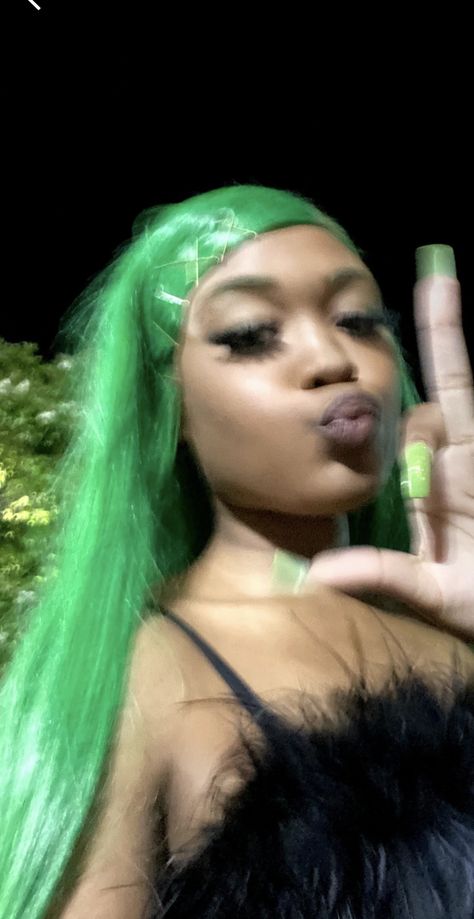 Green side swoop wig long green nails Swoop Wig, Long Green Nails, Side Part Swoop, Side Swoop, Green Side, Hairstyle Inspo, Side Part, Curly Hair Tips, Synthetic Wig