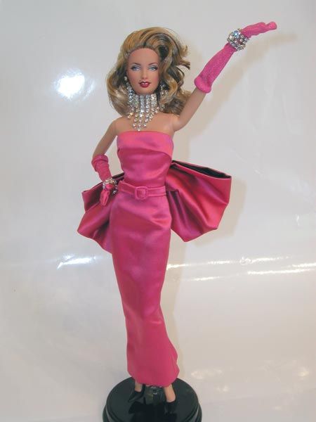 Madonna Costume, Madonna Dress, Madonna Material Girl, Girly Costumes, Celebrity Barbie, Meat Dress, Creepy Baby Dolls, Divas Pop, Lady Madonna