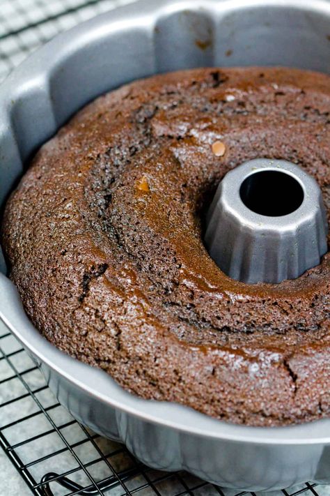 Dukes Chocolate Mayonnaise Cake, Chocolate Mayonnaise Bundt Cake, Chocolate Mayo Cake Mayonnaise Recipe, Mayo Cake Recipe Mayonnaise, Hellmans Chocolate Mayonnaise Cake, Chocolate Mayonnaise Cake 1950s, German Chocolate Pound Cake, Historic Recipes, Wartime Recipes