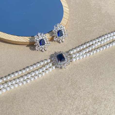 Sapphire Statement Necklace, Sapphire And Pearl Necklace, Pearl Choker Wedding, Graduation Board, Diamond Statement Necklace, Sapphire And Pearl, Jewel Choker, Blue Diamond Necklace, Blue Choker Necklace