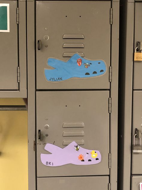 Student Locker Name Tags, Locker Name Tag Ideas, Locker Tags Ideas, Locker Name Tags, Middle School Lockers, Locker Tags, Creative Area, Name Crafts, School Lockers