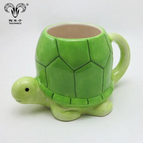 3d Mugs, Ceramic Turtle, Tanah Liat, Clay Diy Projects, Clay Mugs, Pottery Crafts, Diy Pottery, Pottery Classes, Ceramics Pottery Art