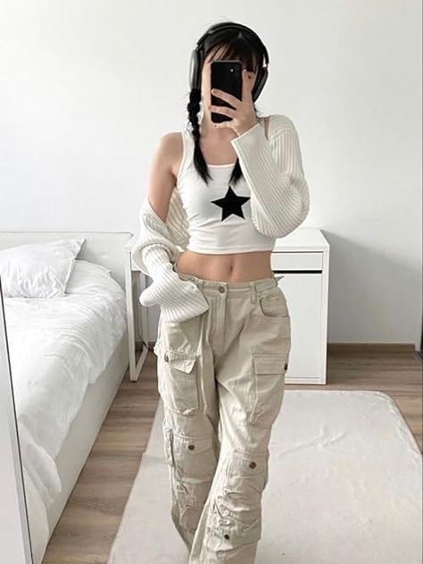 thefitdiary's Amazon Page Gorpcore Fashion Aesthetic, Cute Acubi Outfits, Gorpcore Summer Outfit, White Streetwear Outfit, Modern Y2k Outfits, Japanese Outfits Street Style, Tiktok Outfit Ideas, Outfit Inspo Tiktok, Fashion Gorpcore