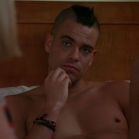 Puck From Glee, Noah Puckerman Glee, Puckerman Glee, Puck Glee, Eminem Now, Glee Puck, Noah Puckerman, Mark Salling, Blaine And Kurt