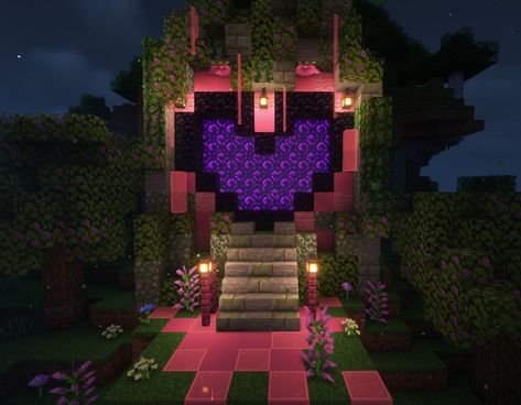 Minecraft Cool Bedroom Ideas, Heart Shaped Minecraft Builds, Minecraft Portals Ideas, Nether Portal Ideas Aesthetic, Heart Building Minecraft, Cute Minecraft Portal, Heart House Minecraft, Nether Portal Design Heart, Love Builds Minecraft