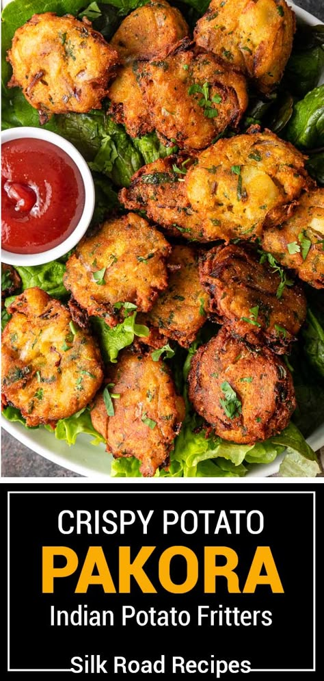 Vegan Pakora Recipe, Potato Pakora Recipe, Pakoras Recipe Indian, Indian Potato Patties, Potato Pakora Recipe Indian, Veggie Pakora Recipe, Pakora Recipe Vegetable, Indian Side Dish Recipes, Indian Pakora Recipe