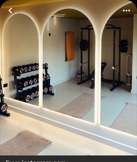 Home Gym Brick Wall, Neutral Home Gym, Cheap Home Gym Ideas, Home Office Workout Room Combo, Home Gym Ideas Small Garage, Home Gym Mirror, Outside Gym, Compact Gym, Gym Space