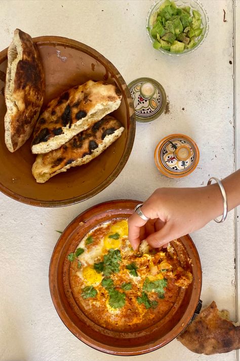 Berber omelette in Moroccan tagine, fresh woodfired bread, chopped avocado and Moroccan painted salt and pepper dishes. Berber Omelette, Moroccan Breakfast, Moroccan Recipes, Moroccan Dishes, Mission Trip, Moroccan Food, Be First, Missions Trip, Travel Guide