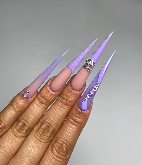 Trendy Purple Nails, Purple French Manicure, Purple Nails Ideas, Purple Stiletto Nails, Ombre French Nails, Nailinspo Nailart, Coffin Nails Matte, Glitter Accent Nails, Aurora Nails