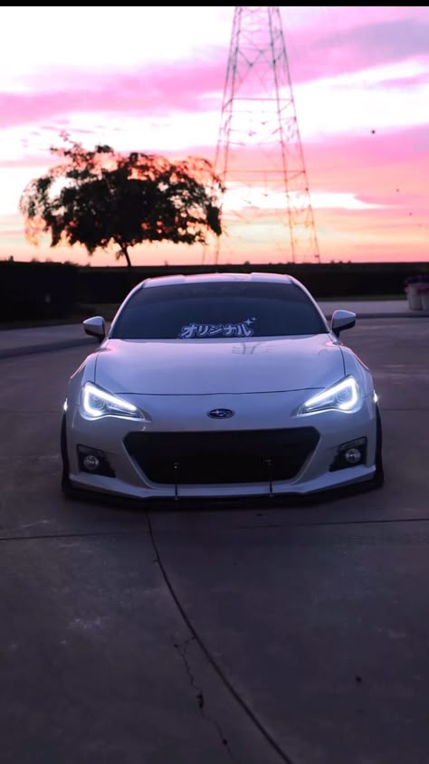 Subaru Brz Wallpapers, Subaru Brz White, 2013 Wallpaper, Gt 86, Toyota Gt86, Car Things, Sport Car, Pretty Cars, Iphone Background Wallpaper