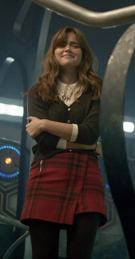 Doctor Who Companions Outfits, Clara Oswald Hair, Clara Oswald Outfits, Jenny Coleman, Clara Doctor Who, Doctor Who Clara Oswald, Clara Oswald Clothes, Jenna Coleman Style, Dr Who Companions