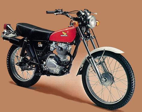 1974 HONDA XL125 | Denise & Rick | Flickr Honda Xl 125, Classic Honda Motorcycles, Sport Motorcycles, Enduro Vintage, Honda Dirt Bike, Vintage Honda Motorcycles, Honda Scrambler, Womens Motorcycle Helmets, Honda 125