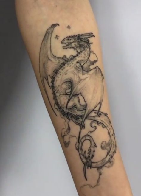 European Dragon Tattoo, Dragon Pictures, Dragon Tattoo, Arm Tattoo, Tatting, Tattoos