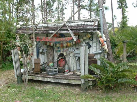 Old Shack, Fish Shack, Alternative Housing, Fishing Shack, Portfolio Project, Cottage Witch, Fishing Stuff, Bait And Tackle, Wooden Fish