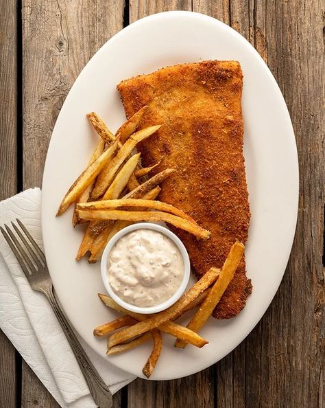 fried flounder with tartar sauce and homemade fries on the plate. Fried Flounder Recipes, Recipes With Beer, Seafood Sauces, Fried Flounder, Flounder Recipes, Goose Recipes, Homemade Fries, Homemade Tartar Sauce, Fried Fish Recipes