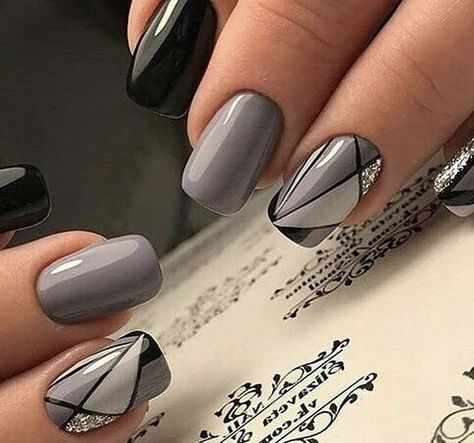 Geometric Nail, Pretty Nail Art Designs, Nail Art Designs Videos, Black Nail, Beautiful Nail Designs, Classy Nails, Chic Nails, Fancy Nails, Short Acrylic Nails