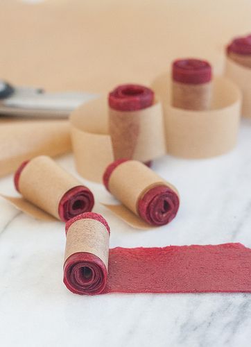 Homemade Raspberry Fruit Leather Fruit Leather Packaging, Fruit Leather Recipe, Fresh Fruit Recipes, Fruit Leather, Raspberry Recipes, Fruit Roll Ups, Vegan Kids, Raspberry Fruit, Free Snacks