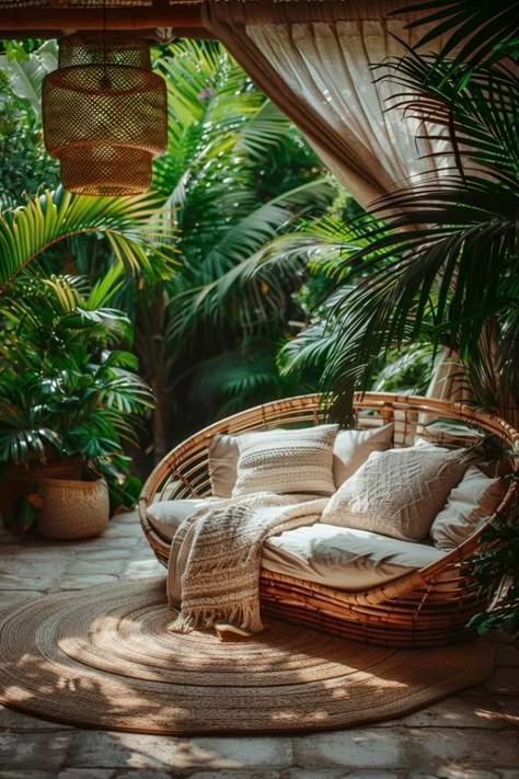 19 Trendy Patio Furniture Ideas for Chic Outdoor Spaces 21 Bali Outdoor Living, Tulum Inspired Backyard, Garden Lounge Ideas, Outdoor Boho Patio, Verandah Decor, Outdoor Lounge Ideas, Boho Patio Furniture, Lounge Furniture Ideas, Backyard Seating Ideas