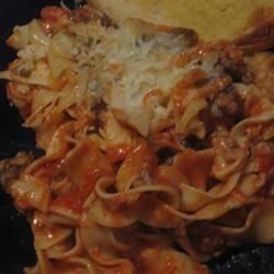 Egg Noodle Lasagna, Recipes Using Egg Noodles, Beef Spaghetti Sauce, Ground Beef Spaghetti, Beef Spaghetti, Vegetarian Lasagna Recipe, Lazy Lasagna, Crockpot Lasagna, Easy Lasagna Recipe