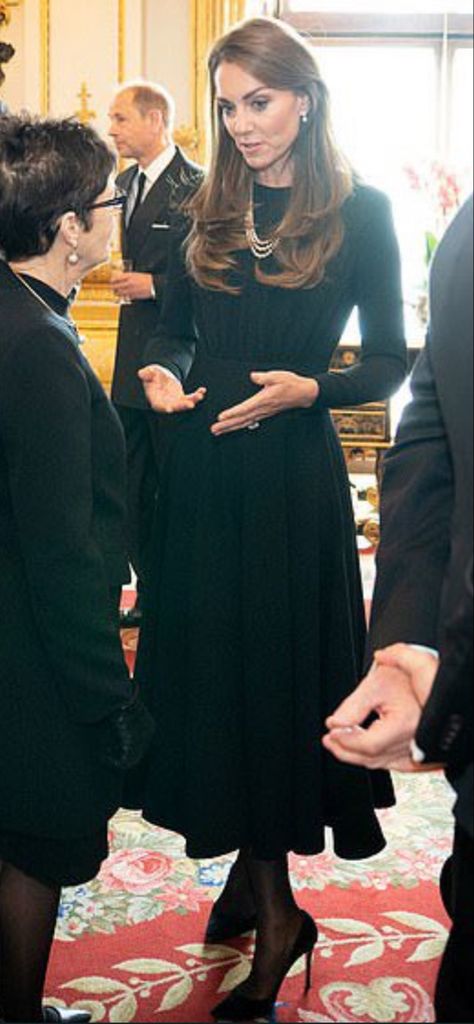 Kate Middleton Queen, Kate Middleton Style Outfits, Kate Middleton Outfits, Catherine The Great, Princess Kate Middleton, Catherine Elizabeth Middleton, Middleton Style, Catherine Middleton, Kate Middleton Style