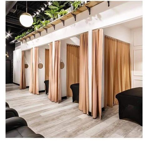 Spa Design Interior, Spa Room Ideas Estheticians, Salon Suite Decor, Spa Room Ideas, Massage Room Design, Spa Massage Room, Lashes Done, Beauty Shop Decor, Massage Room Decor