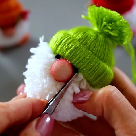 13M views · 145K reactions | Roll up your sleeves and let's make some yarn gnomes! ✨ | Roll up your sleeves and let's make some yarn gnomes! ✨ | By MetDaan DIY | Facebook Gnome With Toilet Paper Roll, Yarn Gnomes, Christmas Floral Arrangements Diy, Christmas Pom Pom Crafts, Sock Snowman Craft, Metdaan Diy, Chunky Crochet Blanket Pattern, Candy Cane Crafts, Christmas Crafts Diy Projects