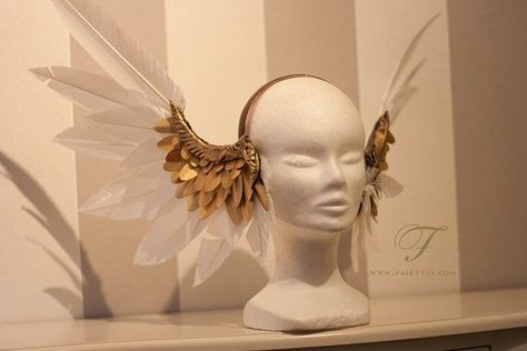 Valkyrie Headdress, Valkyrie Wings, Dm Resources, God Fashion, Fashion Boards, Feather Headdress, Turkey Feathers, Cosplay Diy, Oh My God