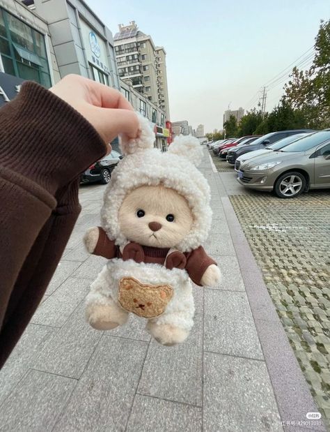 Aesthetic Teddy Bear, Aesthetic Teddy, Cute Squishies, Pop Dolls, Bear Theme, K Wallpaper, Kawaii Plush, Kawaii Plushies, At The Airport