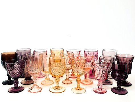 VINTAGE GLASSWARE Wedding Goblets, Glassware Wedding, Wedding Glassware, 70s House, Boho 70s, Vintage Goblets, Boho Trends, Colored Glassware, Pretty Cups