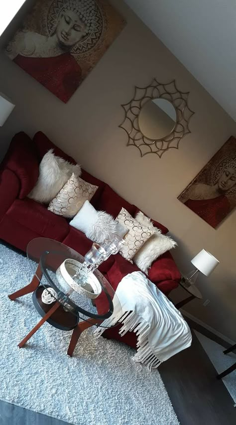 Red Gold Living Room, Red And White Living Room Decor, Burgundy Cream And Gold Living Room, Burgundy Furniture Living Room Decor, Red Grey Living Room, Red Themed Living Room, Burgundy Home Decor Ideas, Gray Black Red Living Room Ideas, Living Room Decor Red Couch