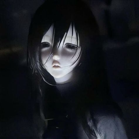 Dark Doll Aesthetic, Angel Philia Doll, Black Bjd Dolls, Scary Angel, Scary Icons, Bjd Doll Face, Creepy Doll Aesthetic, Nightmare Aesthetic, Doll Reference