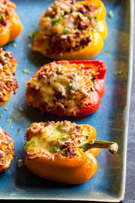 Stuffed Peppers Ground Beef, Pellet Smoker Recipes, Pellet Grill Recipes, Traeger Recipes, Smoked Cooking, Pellet Grill, Smoked Turkey, Peppers Recipes, On The Grill