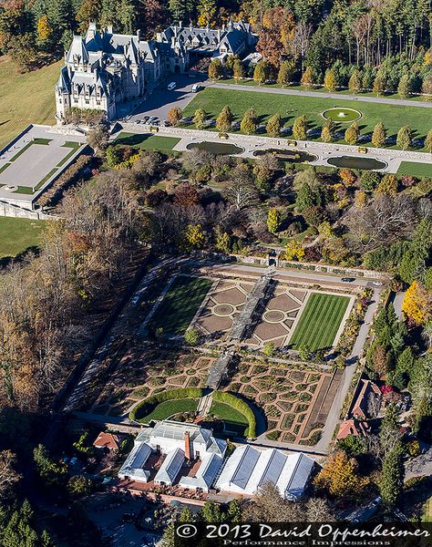 Biltmore Estate Aerial Photo Biltmore House History, Vanderbilt Estate, Biltmore Estate Asheville Nc, American Castles, Hand Snap, American Mansions, Biltmore House, The Biltmore, Old Mansions