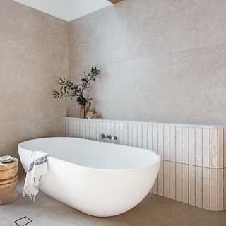 Casa Sulla Costa on Instagram: “Love this tile from Kyal & Kara’s Blue Lagoon . Has anyone else used this in their place? Its called Timeless Marfil by Beaumont tiles.” Beach Bathroom, Coastal Bathrooms, White Bath, Ideas Hogar, Main Bathroom, Bathroom Renos, Bathroom Inspo, Bath Tub, House Bathroom