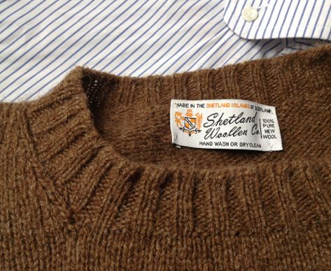 Shetland Sweater, Tweed Run, Ivy League Style, Man Stuff, Warm Outfits, Men's Knit, Gentleman Style, Mens Street Style, Men's Style