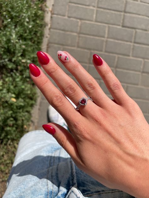 Red Nails With Cherries, Red Vacation Nails, Aug Nails, Red Summer Nails, Cherry Nail Art, Minimal Nails Art, Hello Nails, Cherry Nails, Summery Nails