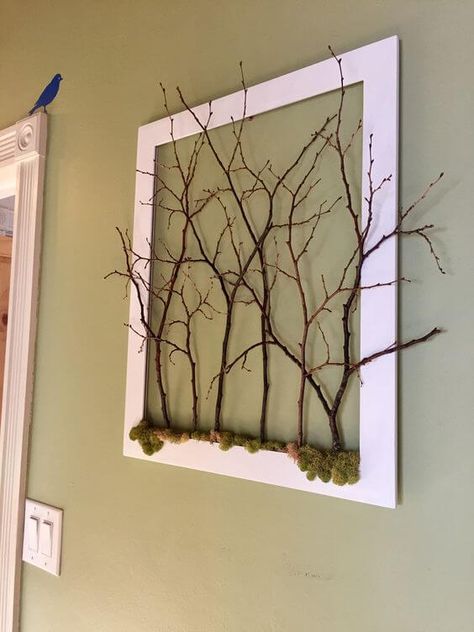 26 Creative DIY Ideas Using Old Picture Frames - 164 Wood Frame Decor, Art With Sticks Tree Branches, Twigs And Branches Decor, Stick Art Branches, Twig Art Diy Tree Branches, Wood Frame Ideas, Old Picture Frame Ideas, Framed Branches, Moss Picture Frame