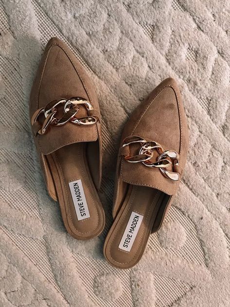 STEVE MADDEN | FASHION | SHOES | SANDALS | MULES | CASUAL | DRESSY Steve Madden Mules, Steve Madden Loafers, Madden Nyc, Mary Kate Ashley, Fashion Shoes Sandals, Olsen Twins, Casual Dressy, Shoes Design, Ashley Olsen