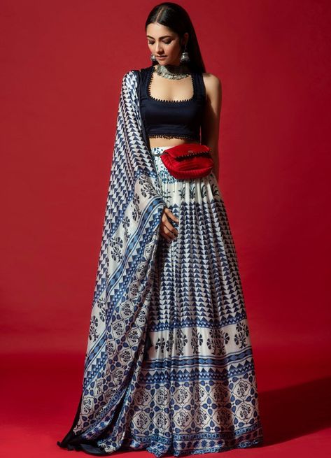 Discover Embroidered and Modern Lehengas for at Fabilicious Fashion. Shop our made-to-measure Indian wedding wear with fast shipping to USA, UK, and Canada. Luxury Sleeveless Choli For Navratri, Luxury Festive Tops With Zari Weaving, Luxury Traditional Wear For Women For Navratri, New Western Dresses 2022, Indo Western Dresses For Women, Western Dresses For Women, Printed Lehenga, Royalty Aesthetic, Indo Western Dress