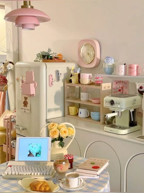 Kawaii Apartment Kitchen, Danish Pastel Kitchen Aesthetic, Cute Kitchen Cabinets, Kawaii Kitchen Decor, Cute Pastel Living Room, Pastel Aesthetic Decor, Kitchen Dorm Ideas, Pastel House Interior, Pastel Kitchen Aesthetic