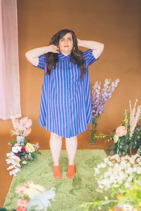 Large Belly Outfits, Aidy Bryant, Mum Style, Stylish Plus Size Clothing, Heart Clothes, Curve Fashion, Quirky Fashion, Body Confidence, Eclectic Fashion