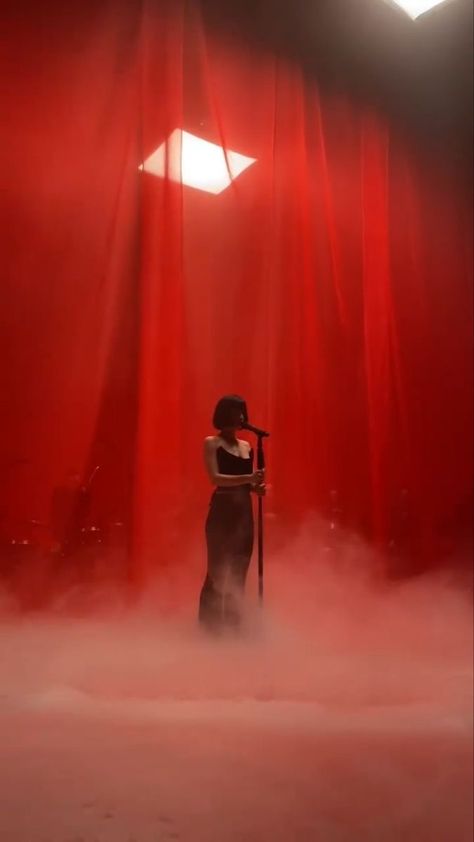 Photoshoot Set Design Inspiration, Concert Stage Lighting, Set Design Music Video, Fire Set Design, Cabaret Set Design, Festival Set Design, Red Set Design, Performance Set Design, Music Performance Aesthetic