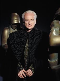 Emperor Sheev Palpatine - Naboo senator and later Supreme Chancellor of the Republic. He is also known as Darth Sidious, a Dark Lord of the Sith. His machinations turn the Galactic Republic into the Galactic Empire. He lures Anakin Skywalker to the dark side of the Force and renames him Darth Vader. He is eventually killed by a redeemed Anakin Skywalker. Anakin Vs Obi Wan, Dark Lord Of The Sith, Revenge Of The Sith, Emperor Palpatine, Star Wars Quotes, The Sith, Star Wars Facts, Star Wars Jokes, Star Wars Costumes