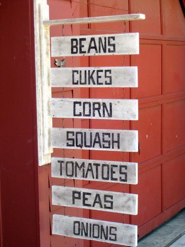 Hand Painted Vintage Farm Stand Hanging Sign Farm Marketing, Farmers Market Stand, Farmers Market Display, Produce Stand, Vegetable Stand, Market Stands, Farm Store, Market Sign, Farm Market