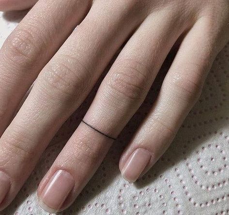 Minimalist Tattoo Meaning, Chic Tattoo, Yakuza Tattoo, Ring Finger Tattoos, Finger Tattoo Designs, Shape Tattoo, Marvel Tattoos, Handpoke Tattoo, Cat Tattoos